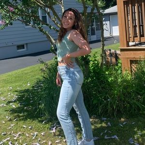 Meet your Posher, Mattea